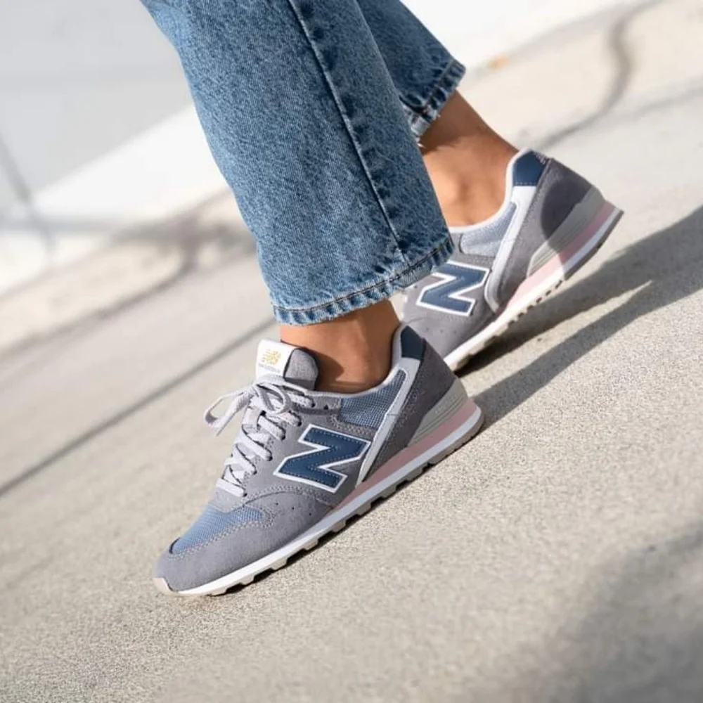 NWT Retired NB 996 Retro Running Shoe Sneaker Grey / Navy / Pink - Picture 9 of 16